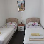 Апартаменты With Parking Space Postira, Brac - 2911 Постира