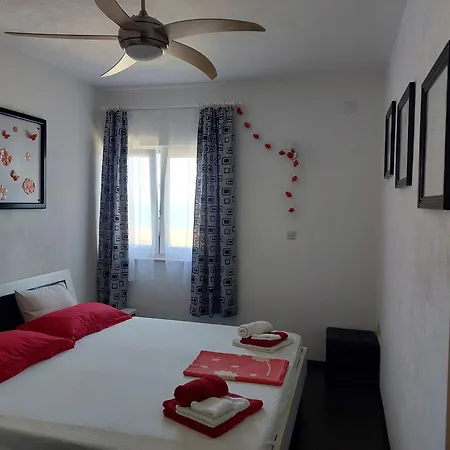Apartments With A Parking Space Postira, Brac - 2911 Apartment *