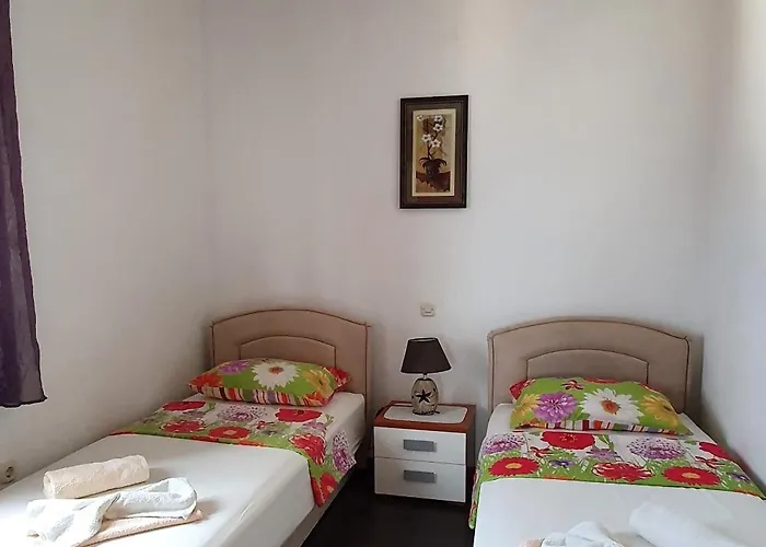 Appartamento With Parking Space Postira, Brac - 2911 *