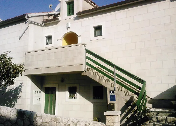 With Parking Space Postira, Brac - 2911 Appartamento