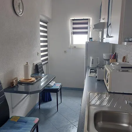 Apartments With Parking Space Postira, Brac - 2911